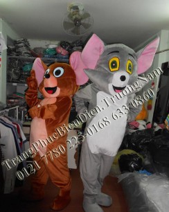 TOM & JERRY